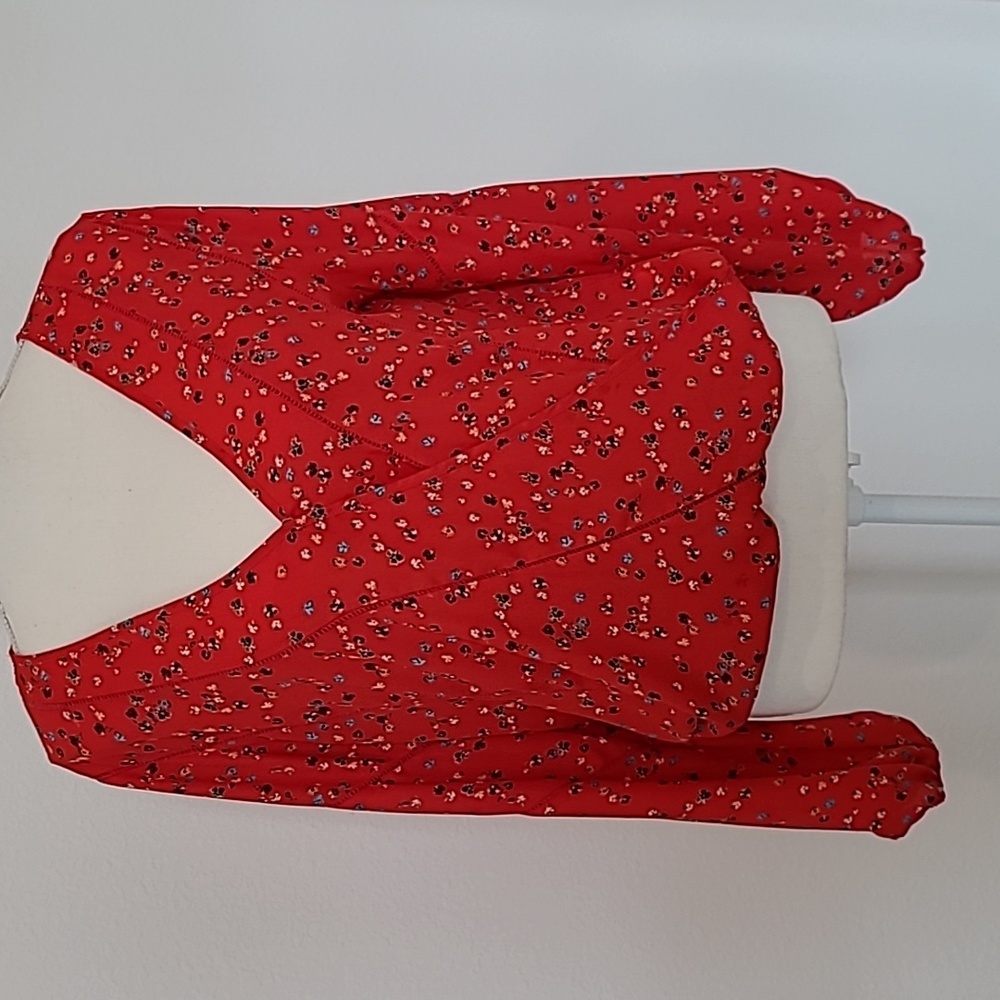 Sienna Sky gently used long sleeve blouse
